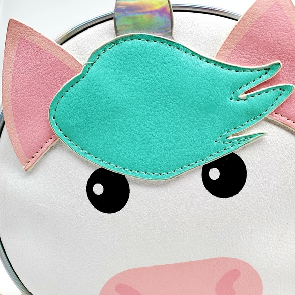 PURSE | Crossbody Canteen Unicorn White with Gold Chain - Picture 3 of 8